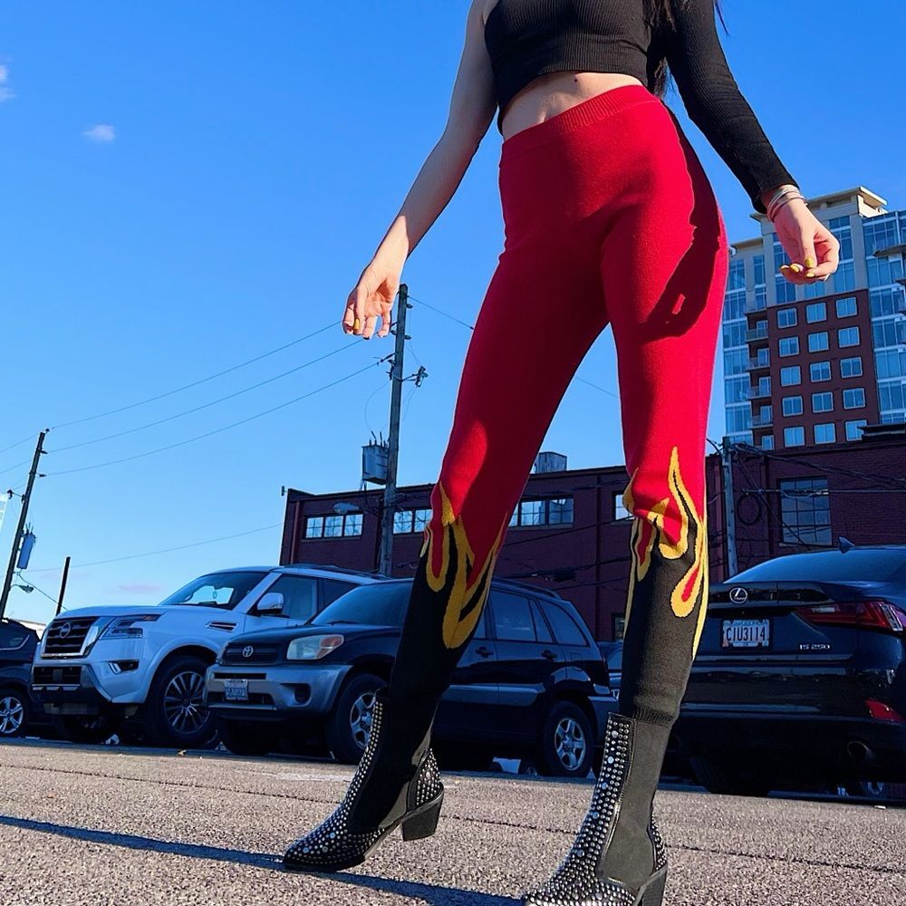 Rehab Lab Flame Knit Jogger NWT - Medium